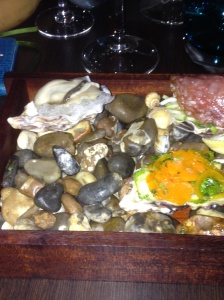 Plate of oysters with escabeche